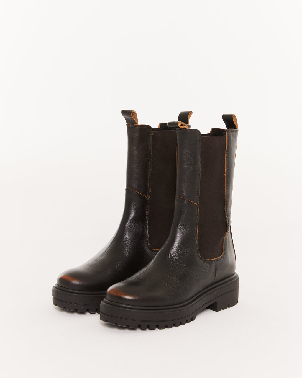 Bota track