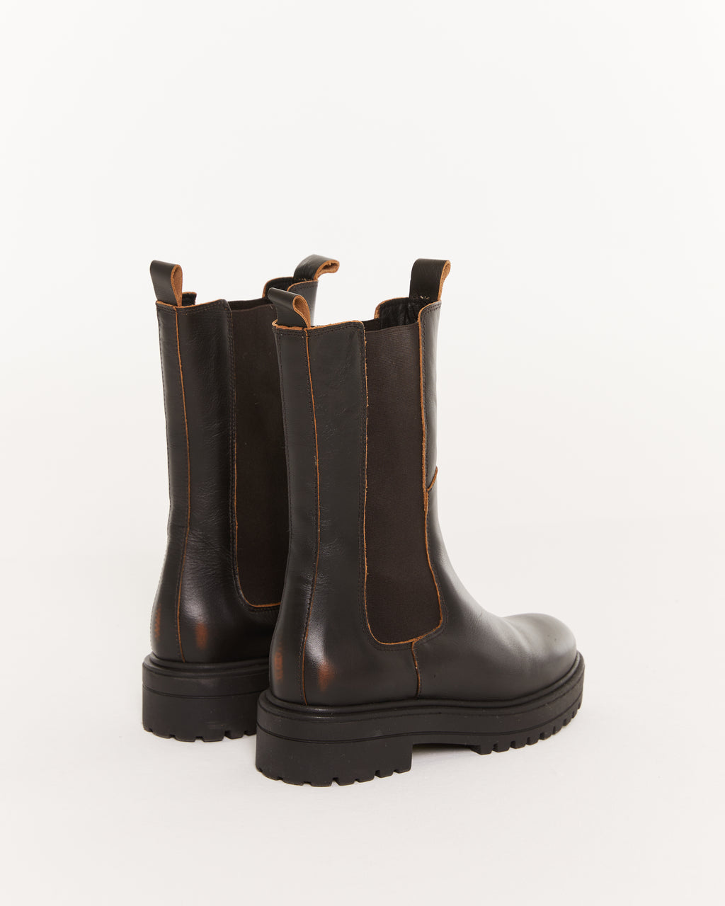 Bota track