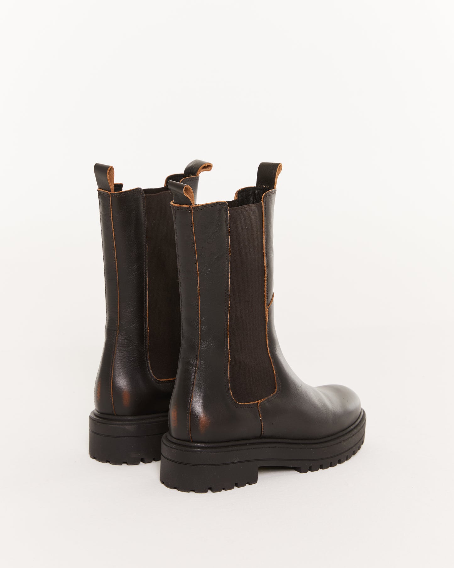 Bota track